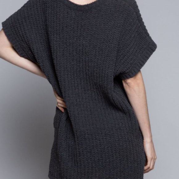 Soft Chunky Knit Sweater - Picture 3 of 11